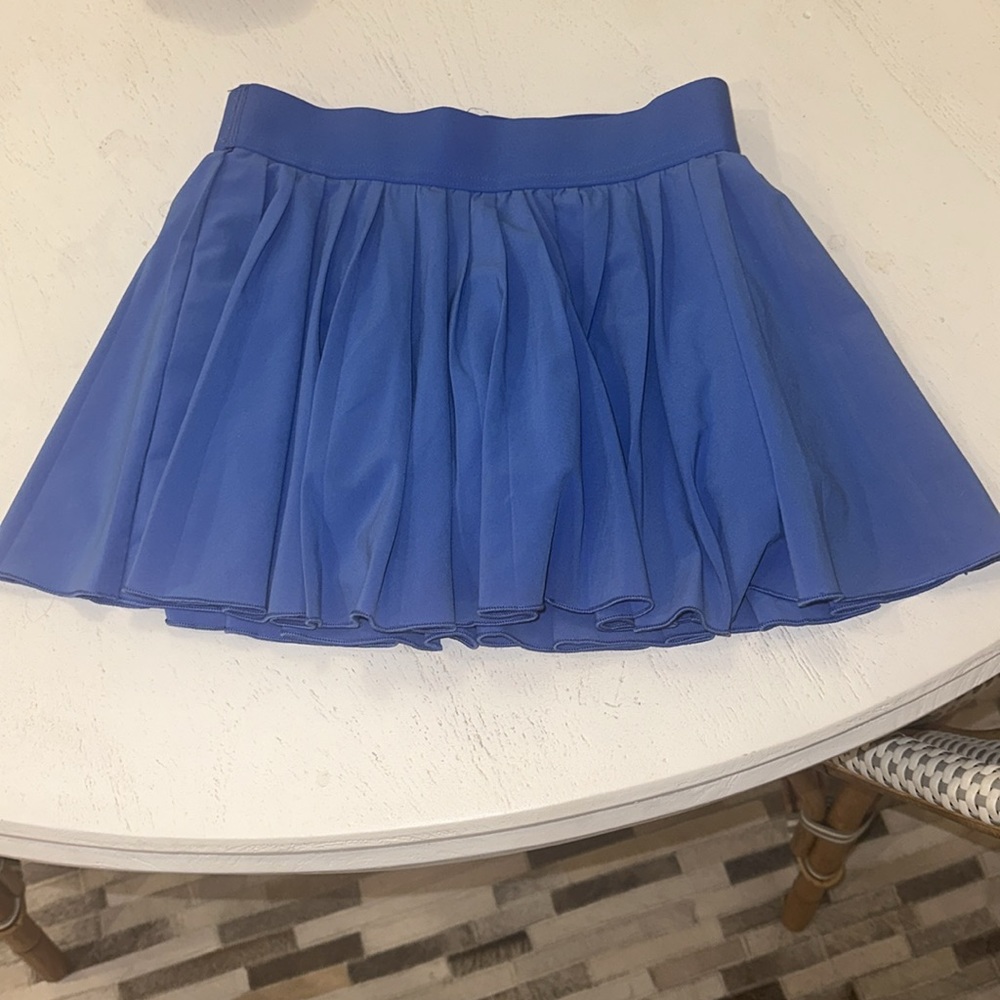 Aritzia TNA Tennis Skirt